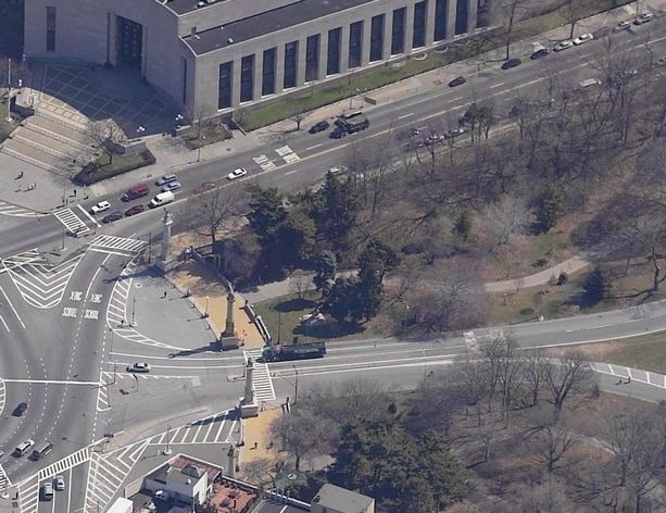 entrance: entrance grand army plaza 2